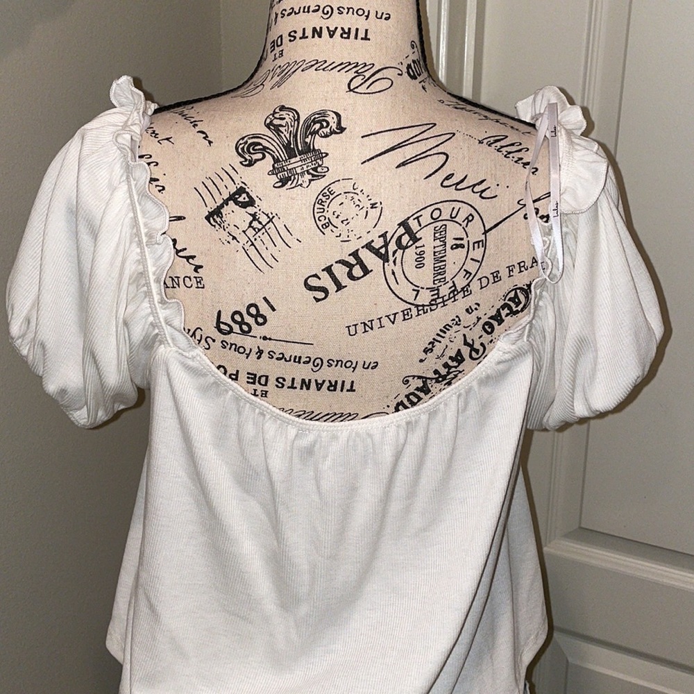 Lulu’s Size Large Top - Picture 2 of 5